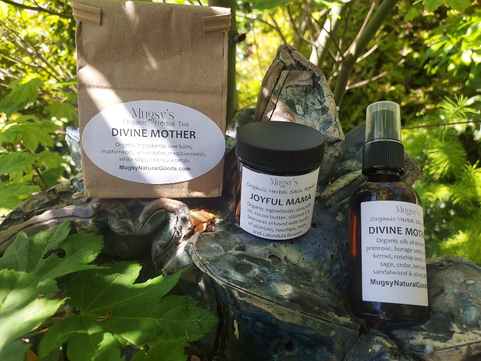 DIVINE MOTHER set w/ facial oil, tea and herbal sachet